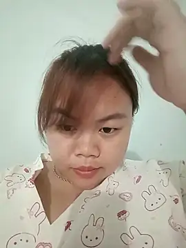 Truxcy1 online show from April 2026 03:13:01 PM