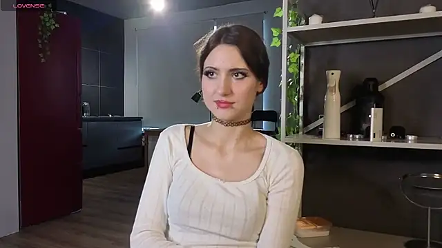 lovergirl4me online show from May 2026 03:09:01 PM
