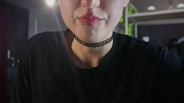 lovergirl4me online show from May 2026 08:08:01 AM