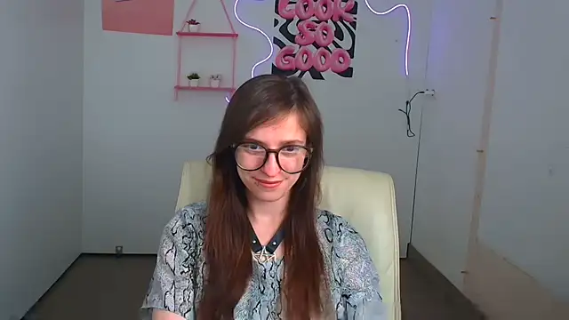 Luna Tantra online show from June 2026 10:36:01 PM