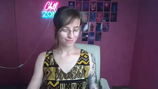 Luna Tantra online show from July 2026 11:34:01 PM