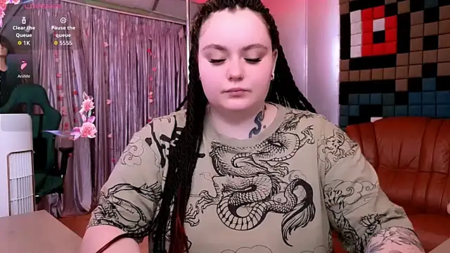 Snapshot of CatherineClaire chatting on June 2026 04:57:02 PM CatherineClaire online show from June 2026 04:57:02 PM