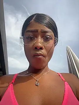 CocoaLuxeXXX online show from July 2026 01:11:01 PM
