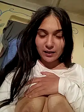 amira1348 online show from April 2026 04:46:01 PM