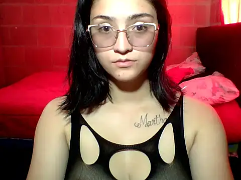 Nerina Merlot online show from April 2026 03:13:01 PM