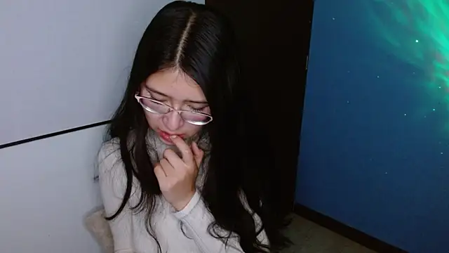 Danii rizzo online show from May 2026 09:48:02 AM