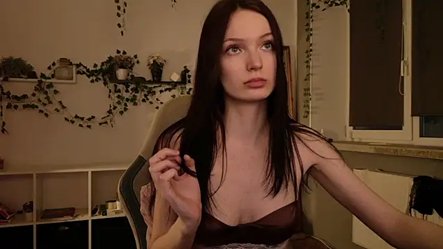 justAnie online show from April 2026 06:14:01 PM