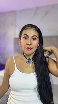 Laia Hills online show from June 2026 02:39:01 PM