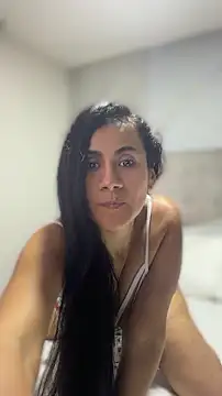 Snapshot of Laia_Hills chatting on June 2026 03:59:02 AM Laia Hills online show from June 2026 03:59:02 AM