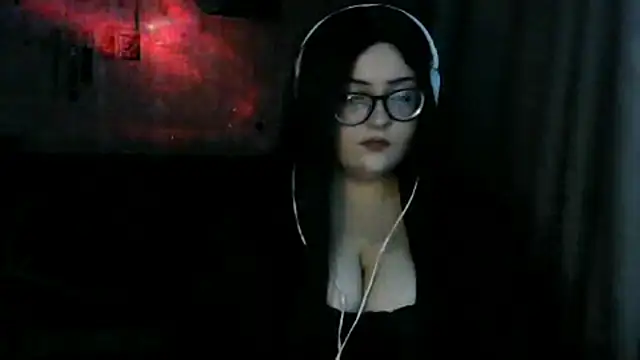 Moon Fairy2 online show from April 2026 06:25:01 PM