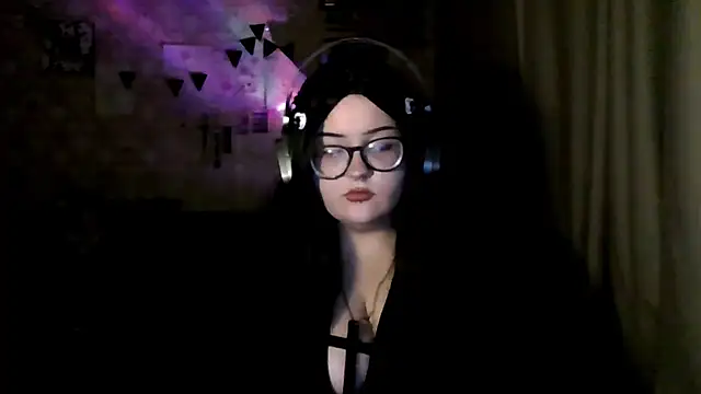 Moon Fairy2 online show from April 2026 05:58:02 PM