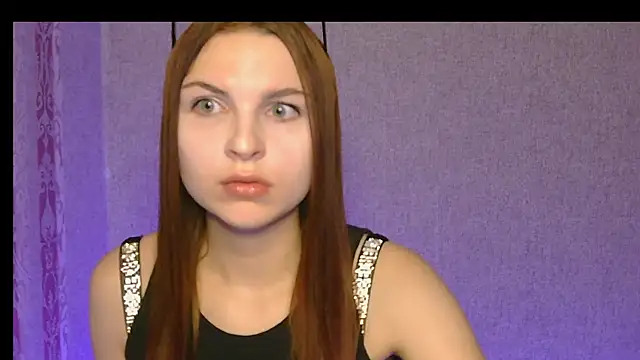 Amelia meeow online show from April 2026 06:49:01 PM