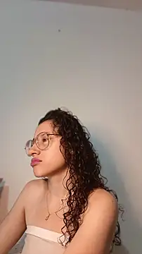 Snapshot of DanaaCollins chatting on May 2026 10:54:01 AM DanaaCollins online show from May 2026 10:54:01 AM