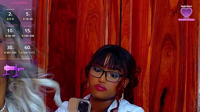 TiannahGlow online show from May 2026 03:12:01 PM