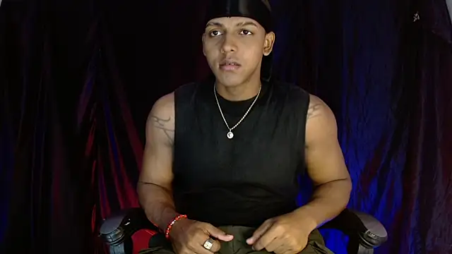 zoriel bigcock online show from June 2026 06:01:01 PM