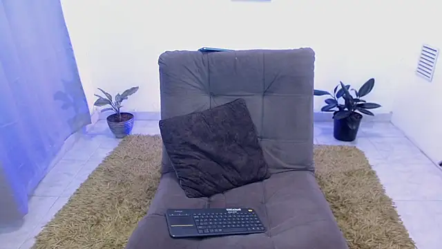 zoriel bigcock online show from May 2026 06:08:01 PM