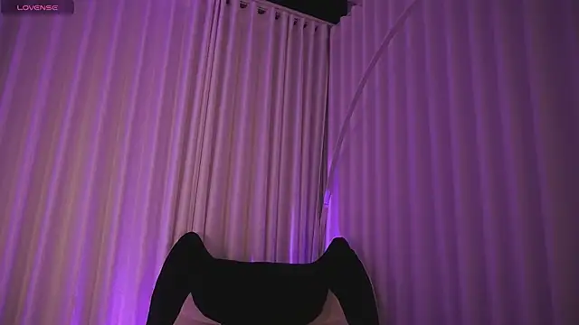Tessa ruxh online show from May 2026 11:15:01 AM