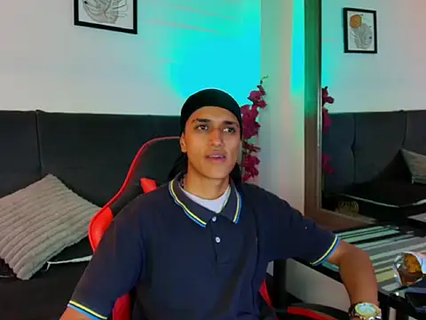 Alan Colthon online show from April 2026 02:24:02 AM