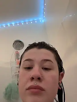 medusapdx online show from April 2026 05:03:01 AM