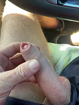 givemeahandpls online show from April 2026 12:23:01 AM