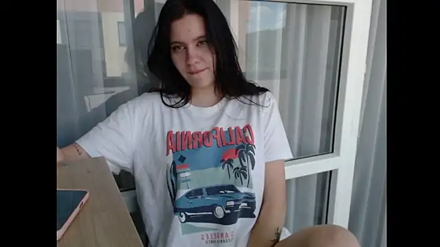 Snapshot of Lanaa_Rossee chatting on May 2026 12:00:02 PM Lanaa Rossee online show from May 2026 12:00:02 PM