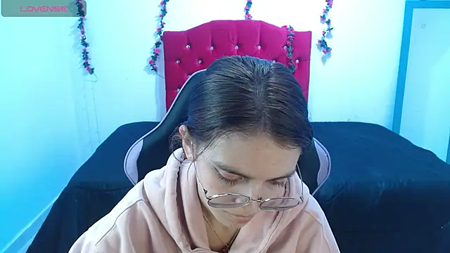 jaide16092020 online show from May 2026 09:33:02 PM