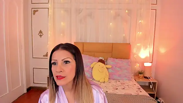cris milk online show from June 2026 09:05:01 PM
