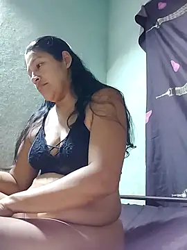 danna santiago online show from May 2026 03:04:01 AM