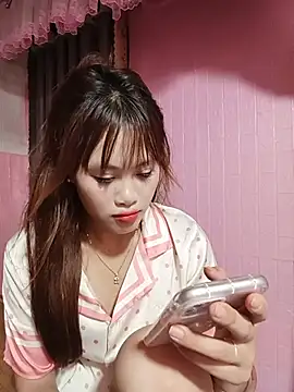 Snapshot of Ly-sexyy chatting on July 2026 12:39:01 PM Ly-sexyy online show from July 2026 12:39:01 PM