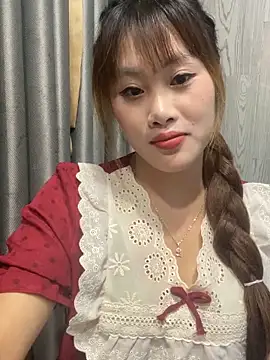 Ly-sexyy online show from May 2026 04:21:01 PM