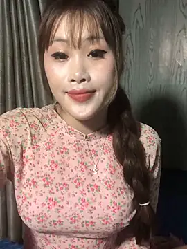 Ly-sexyy online show from May 2026 03:29:01 PM