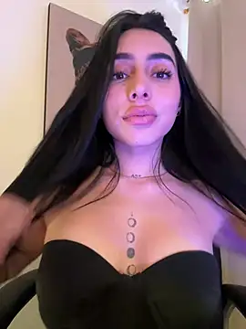 IsabellaNoir  online show from July 2026 06:21:02 PM
