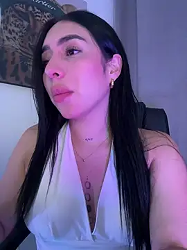 IsabellaNoir  online show from April 2026 10:08:02 PM