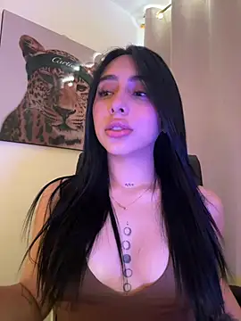 IsabellaNoir  online show from July 2026 04:47:01 PM