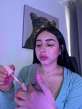 IsabellaNoir  online show from April 2026 06:38:01 PM