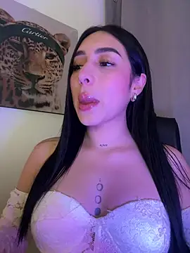 IsabellaNoir  online show from May 2026 10:07:02 PM