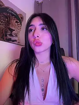 IsabellaNoir  online show from April 2026 02:27:02 AM