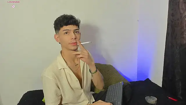  IanLark online show from May 2026 02:15:01 PM