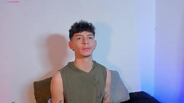  IanLark online show from June 2026 01:44:01 AM