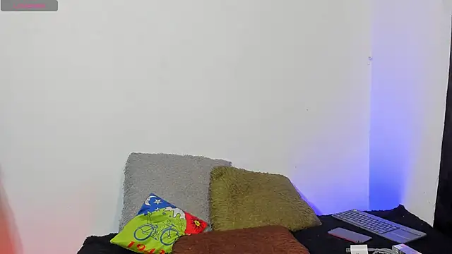  IanLark online show from May 2026 11:35:01 PM
