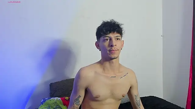  IanLark online show from July 2026 09:37:02 PM