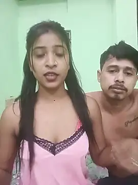 hot-couple-0 online show from May 2026 03:21:01 PM