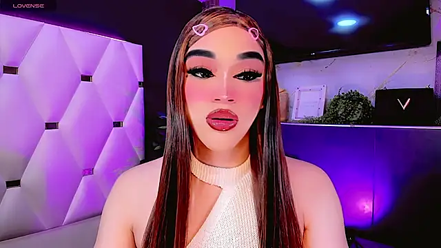 Snapshot of Camila_Vasquezz1 chatting on June 2026 11:54:01 AM Camila Vasquezz1 online show from June 2026 11:54:01 AM