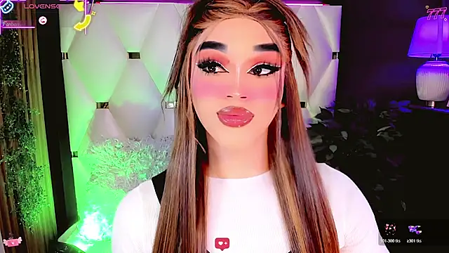 Snapshot of Camila_Vasquezz1 chatting on June 2026 12:22:01 PM Camila Vasquezz1 online show from June 2026 12:22:01 PM