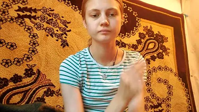 LunaLaday online show from May 2026 02:51:01 AM