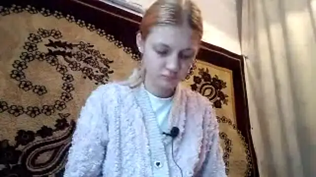LunaLaday online show from May 2026 02:52:01 AM