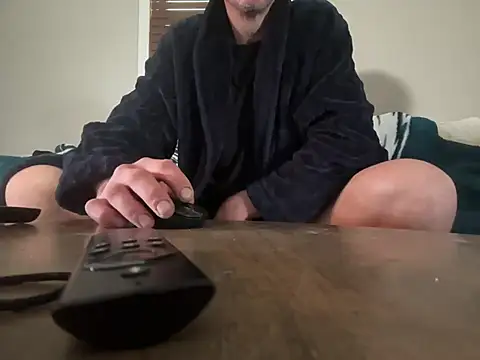 studlyhardwoodd online show from April 2026 02:25:01 PM
