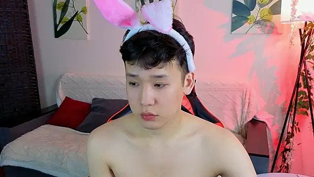 icexoxo2 online show from April 2026 12:45:01 PM