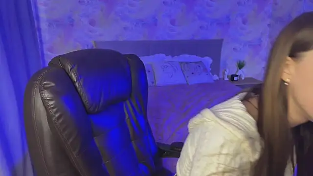 Snapshot of Tiana_Belle chatting on May 2026 01:07:01 AM Tiana Belle online show from May 2026 01:07:01 AM