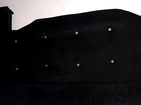 Enchantriss online show from March 2026 07:49:01 PM